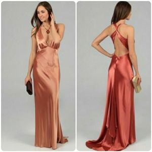 Issue NY Sleeveless Criss-Cross Open-Back Long